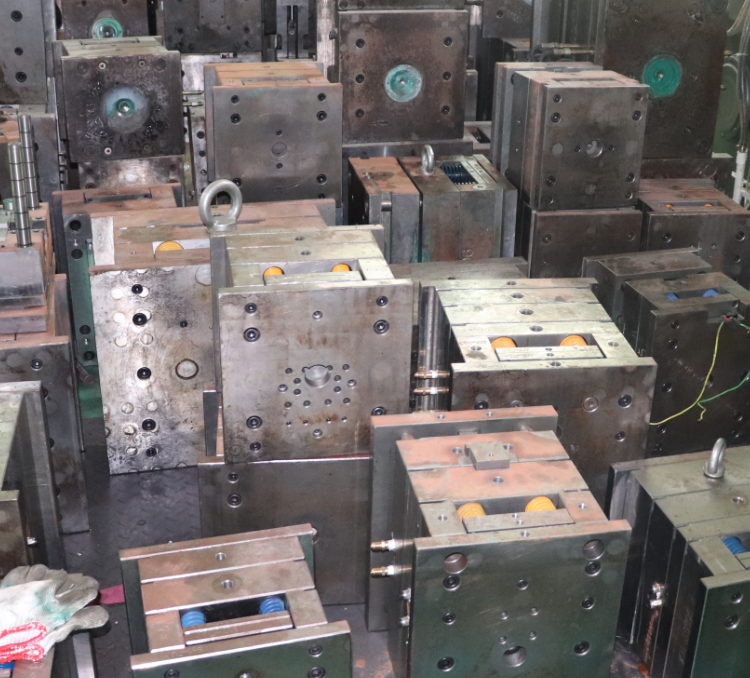 硅膠制品為什么要先開樣品模具？